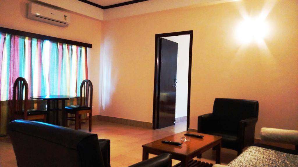 Polo Tura Hotel Kamer foto