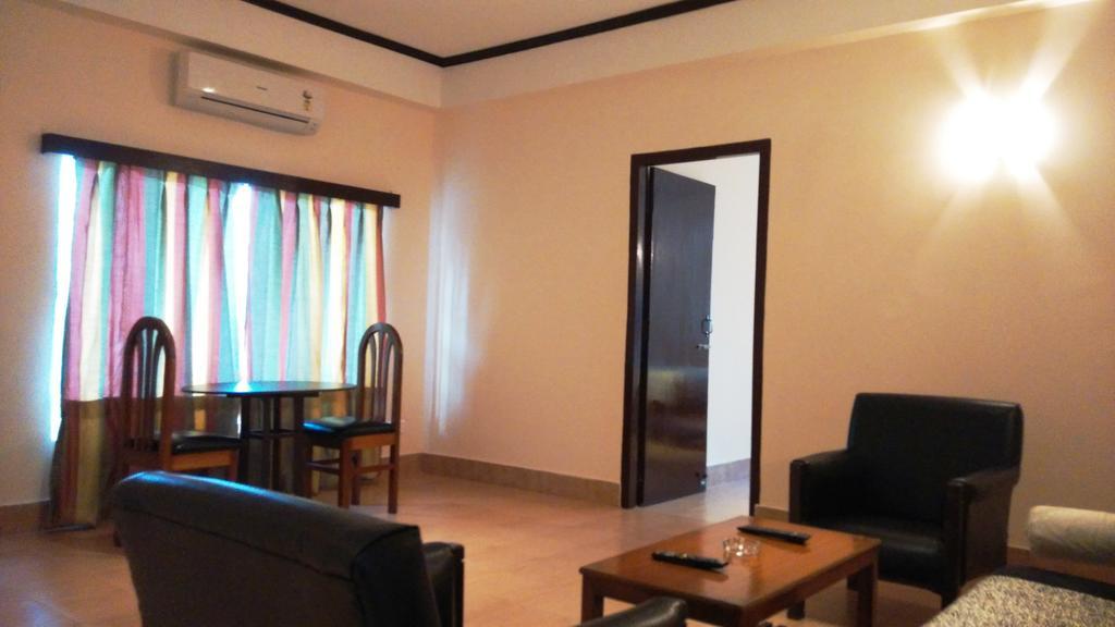 Polo Tura Hotel Kamer foto